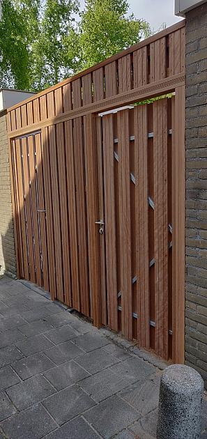 63775 hardhouten tuindeur recht verticaal 90x195 cm op verstelbaar stalen frame 90663