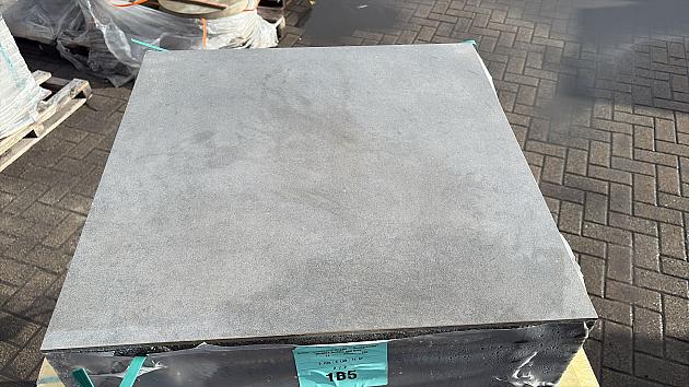 Restpartij Almere 24.64m2 Keramiek op Beton 60x60x4 cm Earth Design Mid Grey