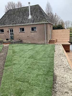 009b85a4 f8ef 45e4 b5e6 817d900d3ec1