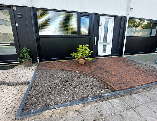 foto nieuwe voortuin