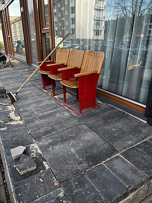 45b24ca4 dcca 4fa3 9c16 151045f44dc6