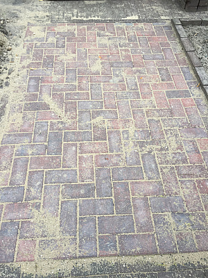 de28e028 54f1 4f81 8581 1d1d2e393a0d