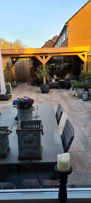 15862807233585082496279598757815